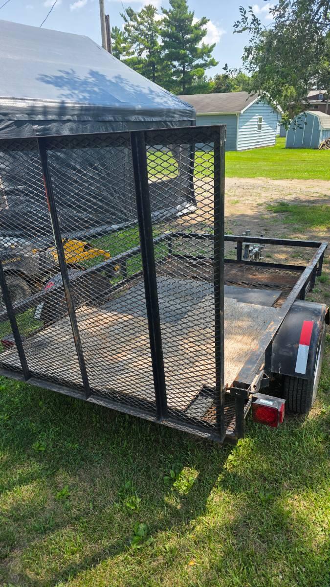 2016 Diamond C 5x8 Utility Trailer