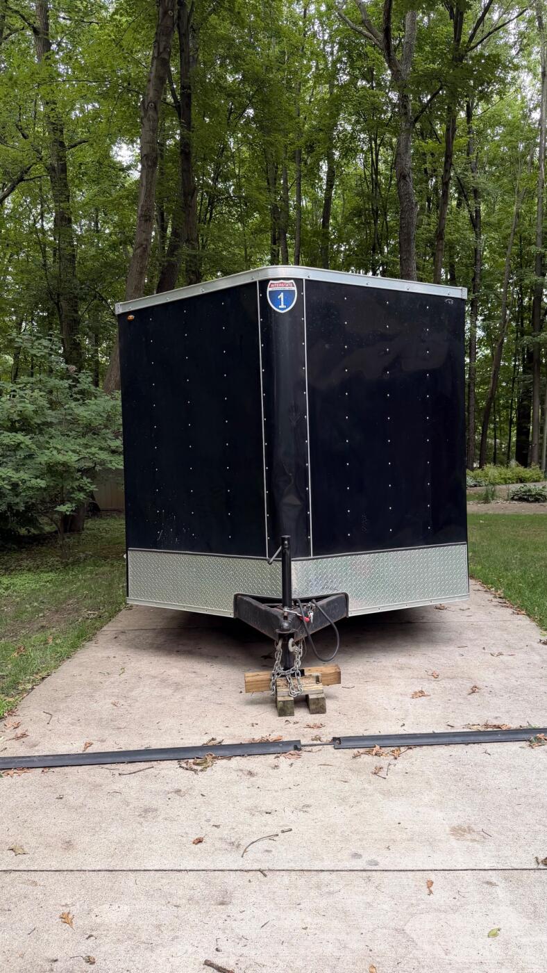 2018 Interstate 1 Enclosed Car Hauler 8.5 X 24FT