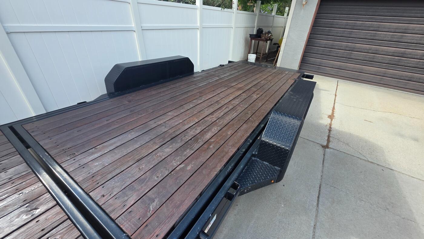 2023 Teton 22' tilt deck 14k 22' - 6' landing 16 tilt