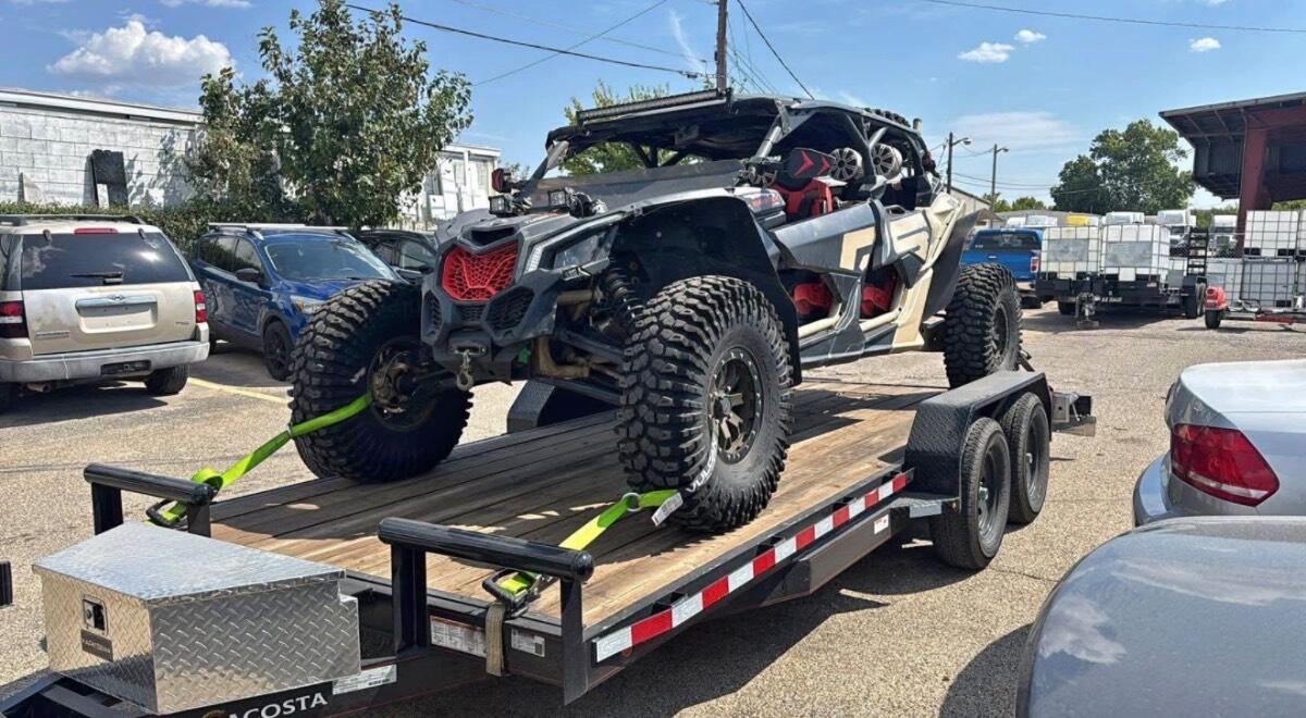 2025 Co 14k axles has towing winch