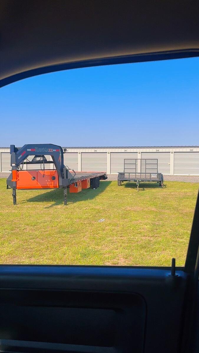 2027 RawMaxx 40’ Flat Bed With Mega Ramp