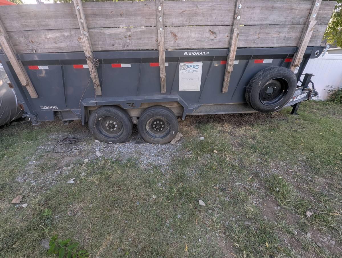 2025 Lamar dump trailer
