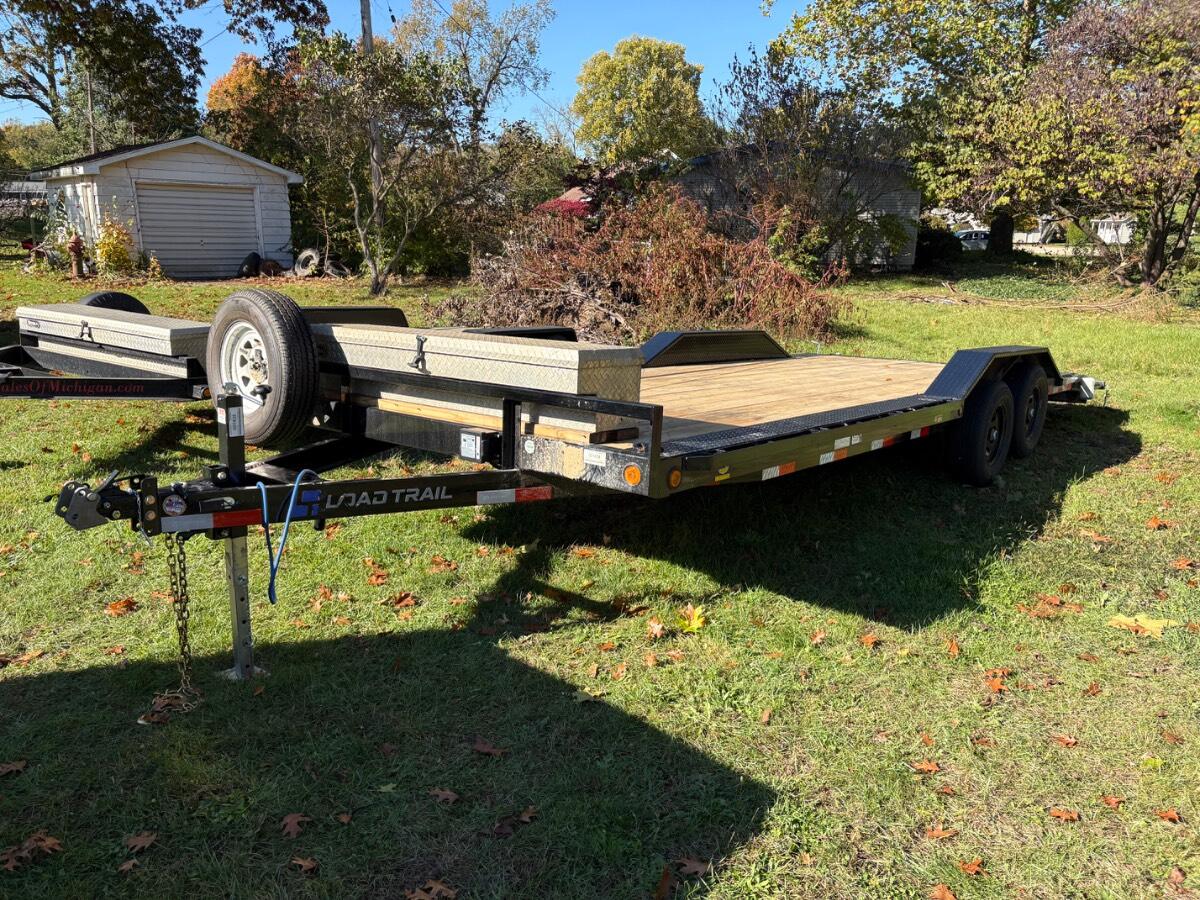 2025 Load trail 22 x 102 drive over fenders