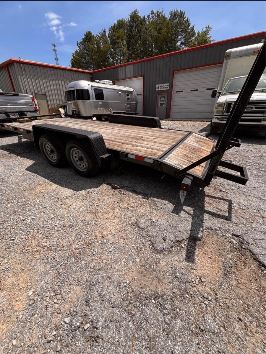 2022 Down2Earth 18’ Car Hauler 7K 82”W 5”Ramps