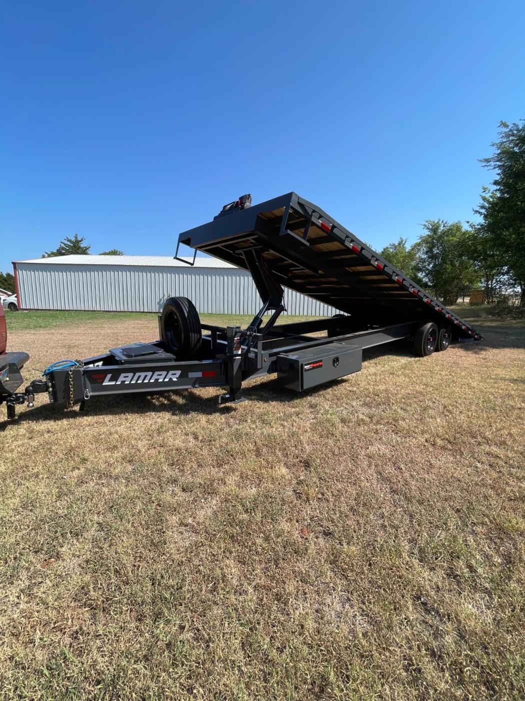 2026 Lamar 8.5x26’ Deckover Tilt