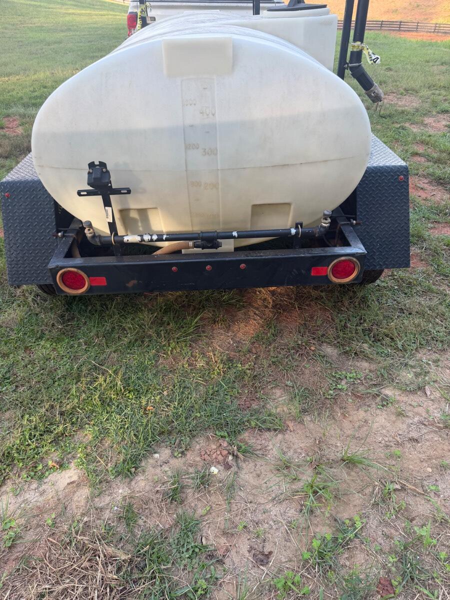 2022 Water Trailer 500 Gallon water trailer