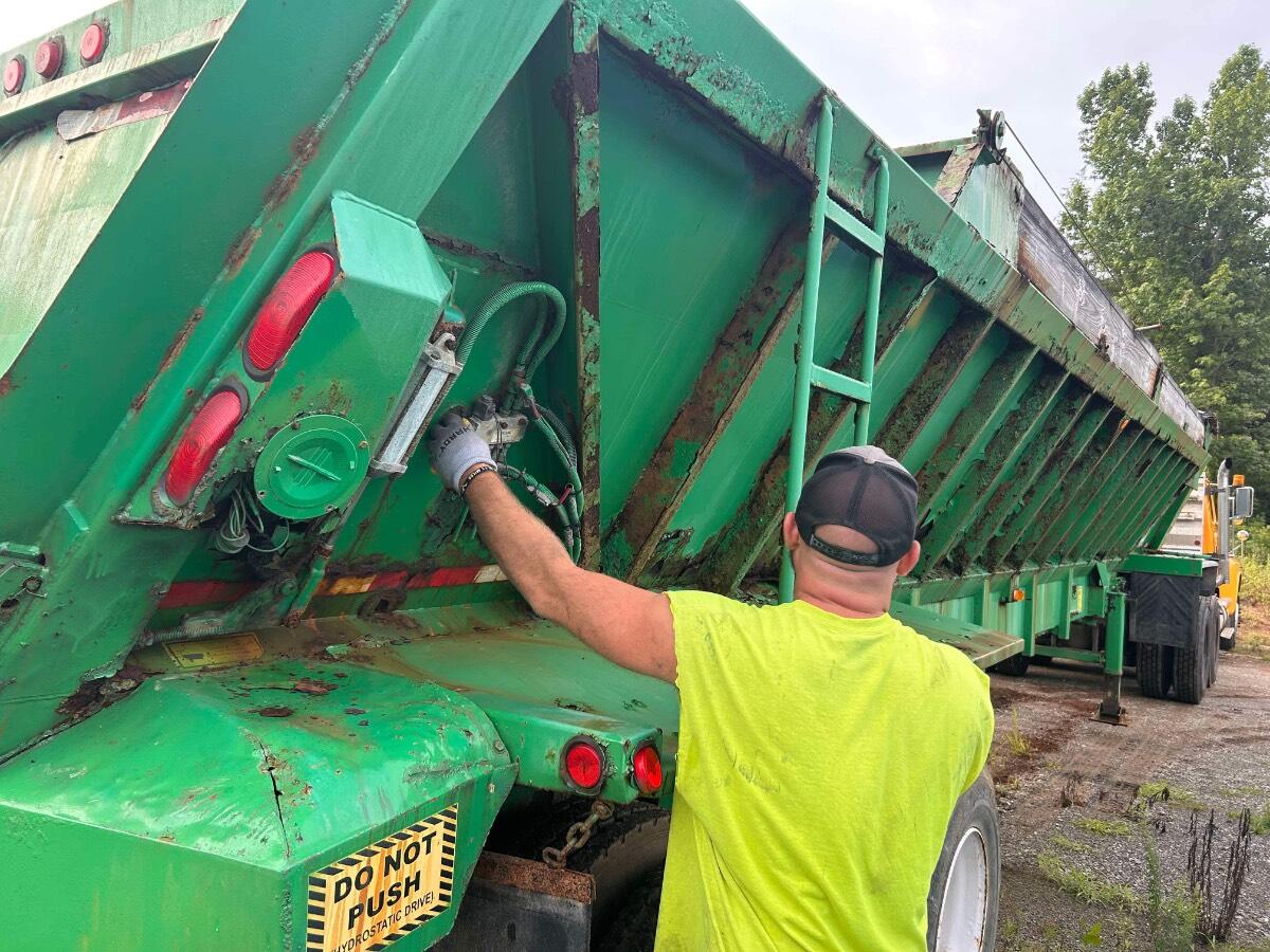 2019 REd River 45ft End dump belt