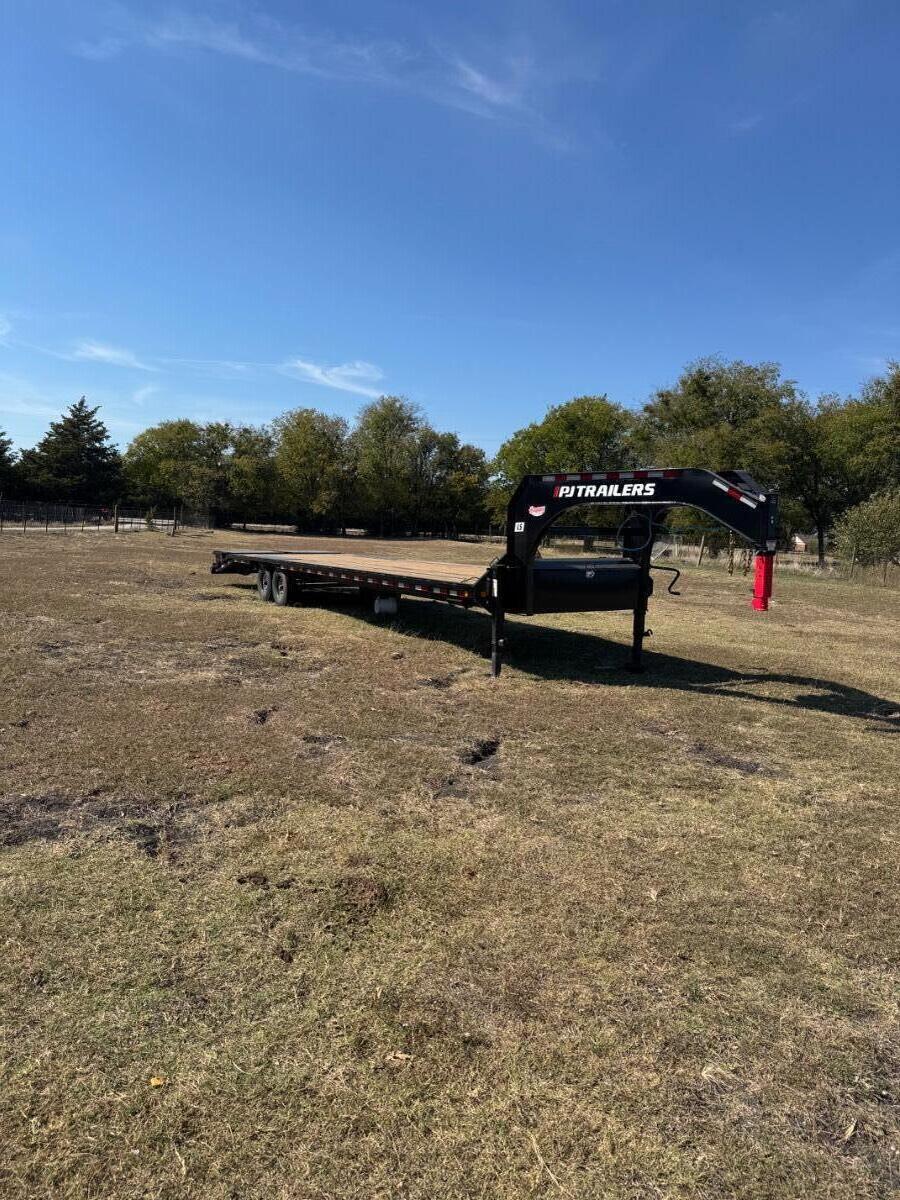 2025 Pj 36ft pj trailer
